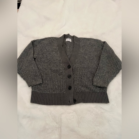 Cardigan - Picture 2 of 12